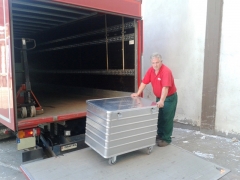 Entsorgungscontainer mit Einwurf 656 l